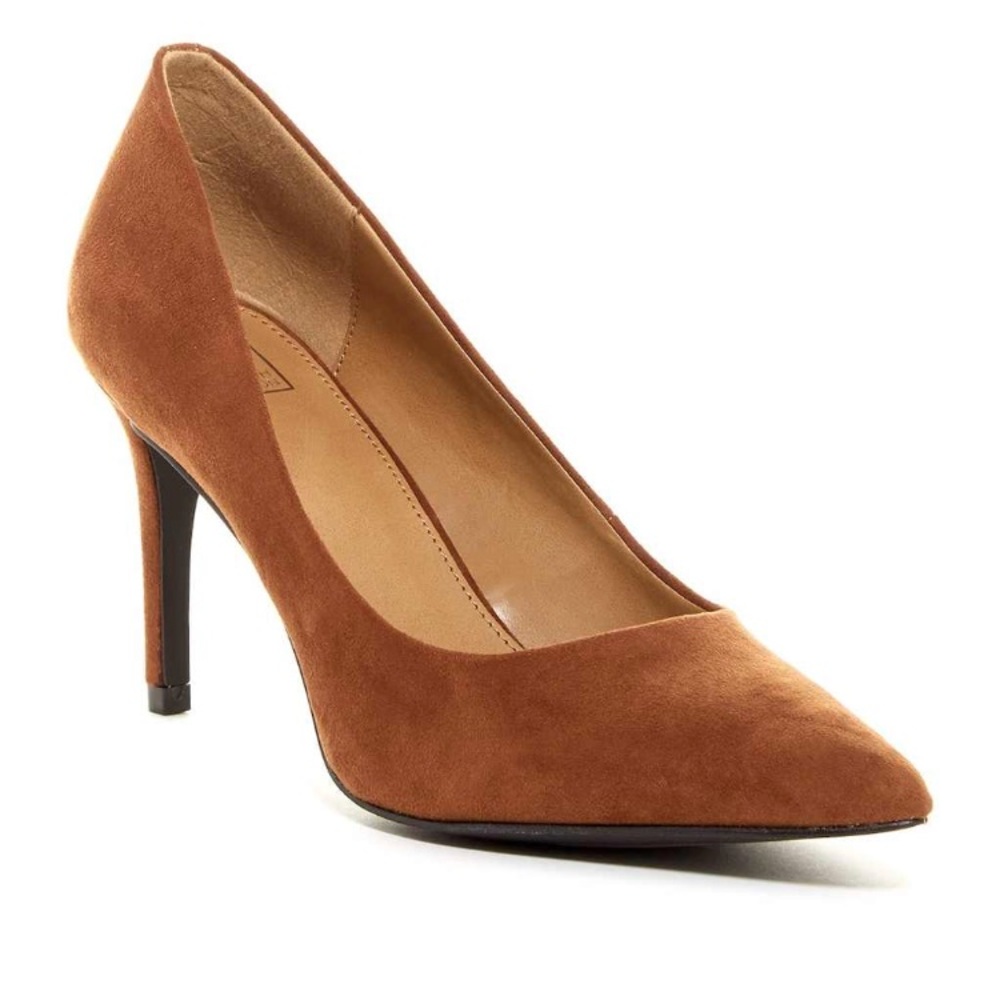 14th & Union Maty Pumps- camel color!